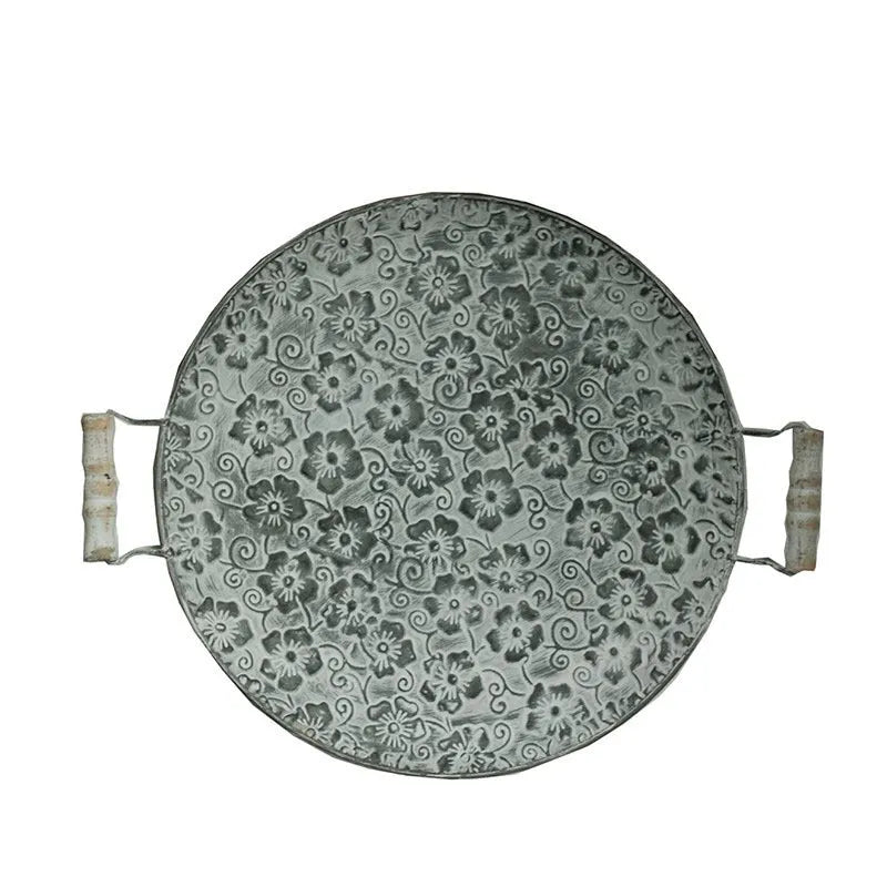 Round wrought iron storage tray with European design in two size options