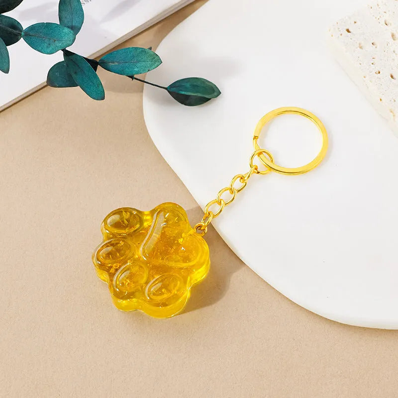 Natural crystal cat's paw keychain pendant in random colour option