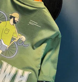 Green men's loose fit t-shirt with trendy printed design and short sleeves