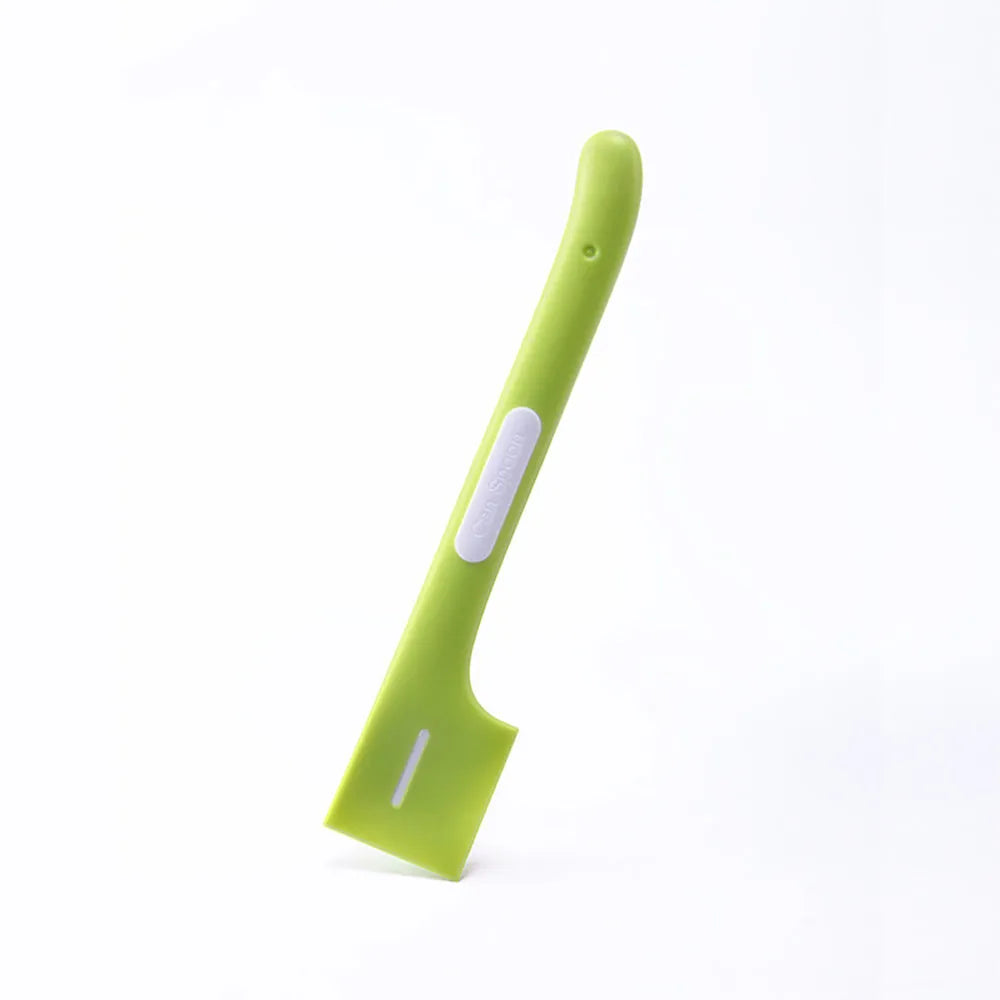 TPR pet food can spoon with right-angle design and 16cm long handle in green colour