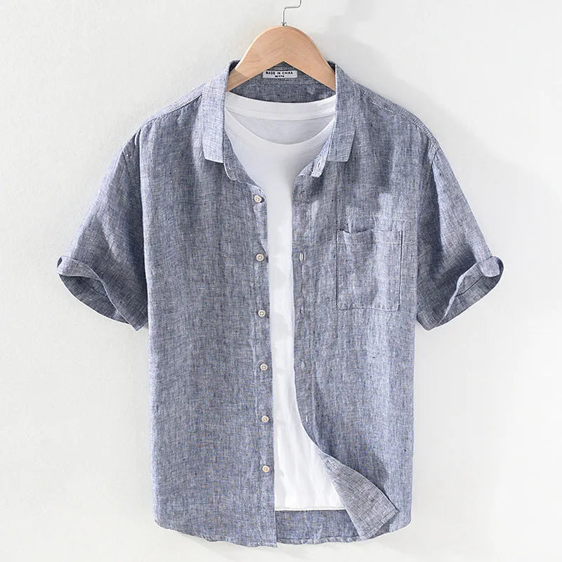 Casual linen shirt with a square collar and short sleeves in raw jute colour.