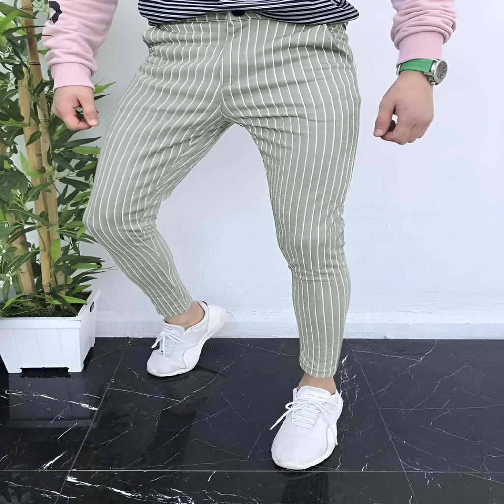 Men's slim-fit casual trousers with digital printed plaid pattern in RKKZ49 colour