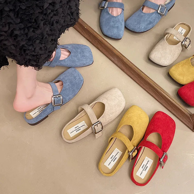 Women's flat closed toe half slippers in square head design with PU upper and rubber sole
