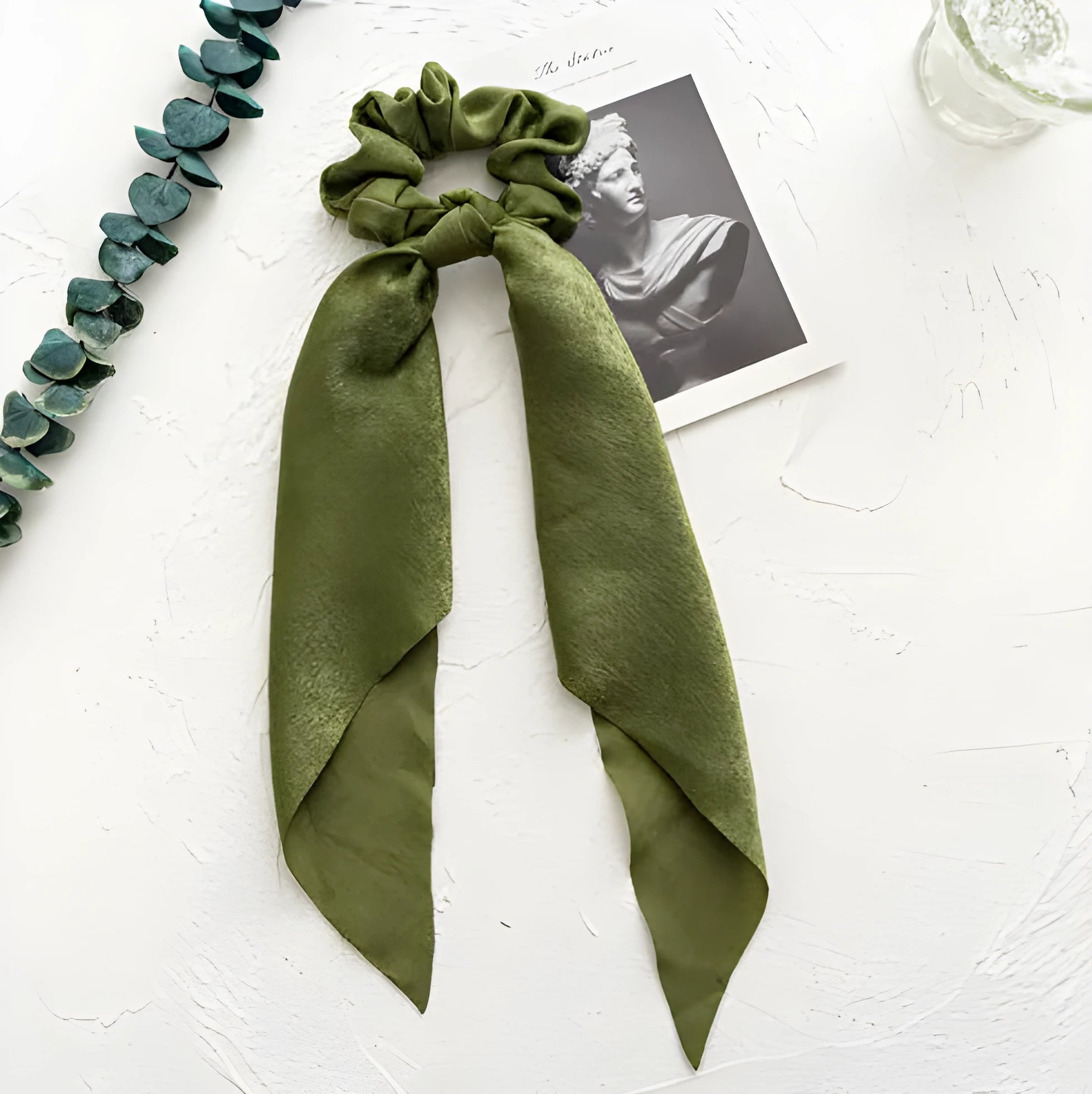 Long ribbon cloth hair ring with large intestine ring structure in spring dark green colour