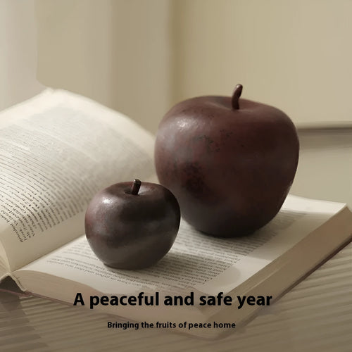 Ceramic retro Chinese style simulation apple ornament for desk decoration