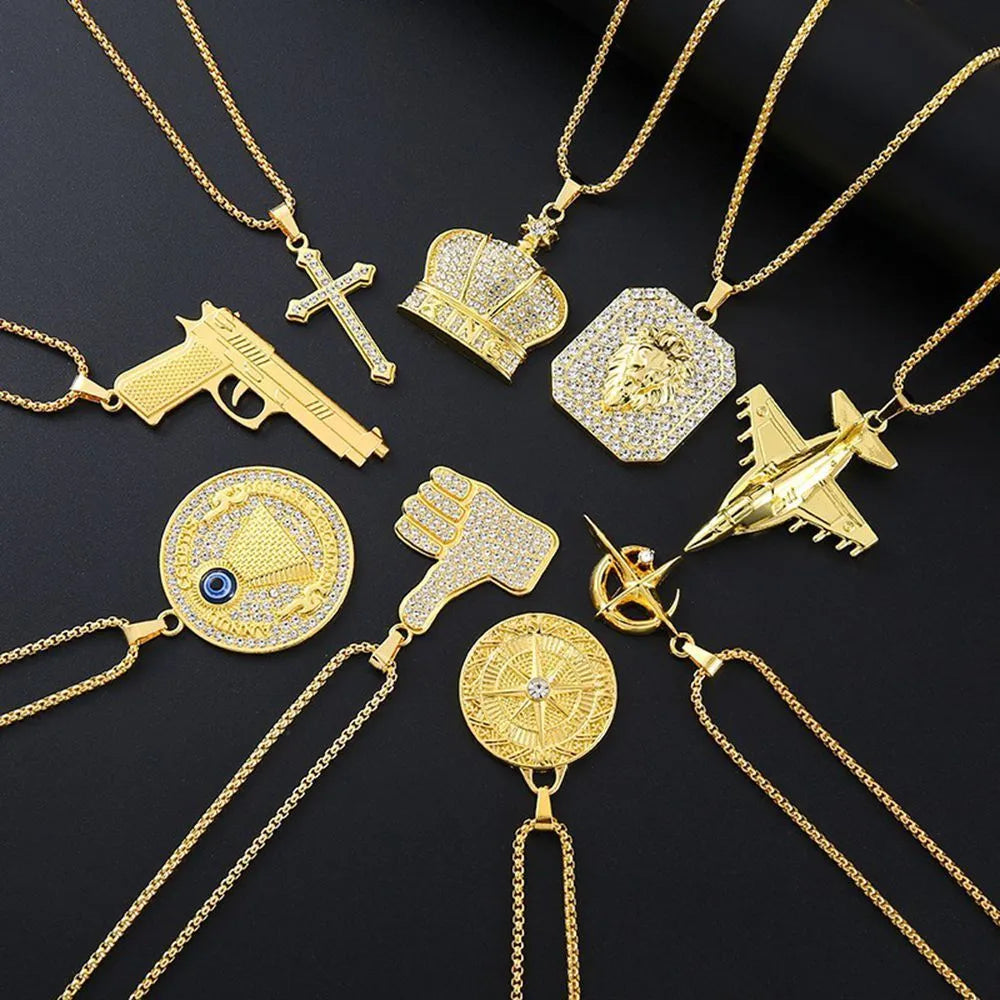 Gold geometric zircon necklace with diamond-like inlay on alloy pendant