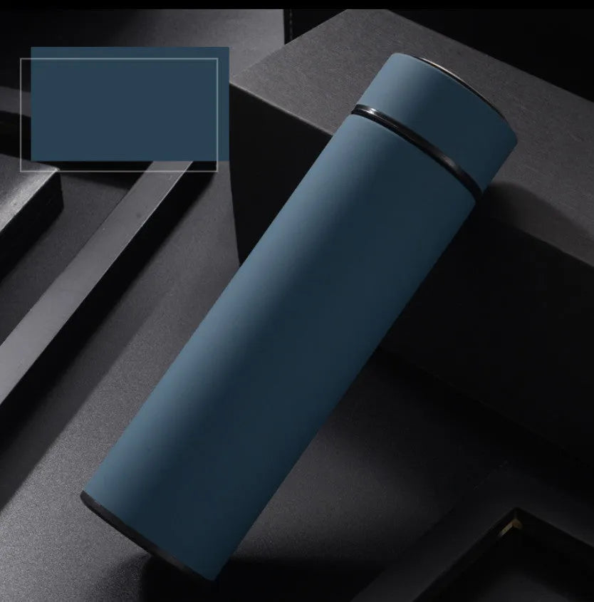 450ml stainless steel vacuum-insulated water bottle in black, red, gold, blue, and colour-changing temperature-sensitive versions.
