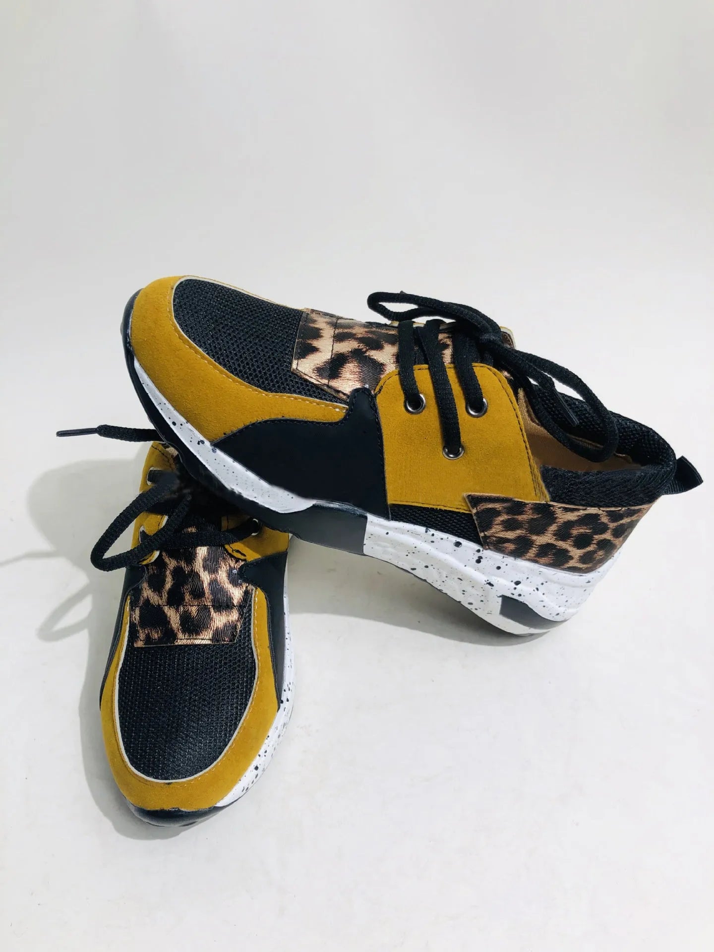 Women's casual wedge heel sports shoes in suede with animal print options