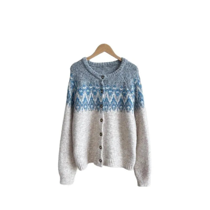 Women's jacquard knit sweater coat in thickened polyester fabric, loose free size