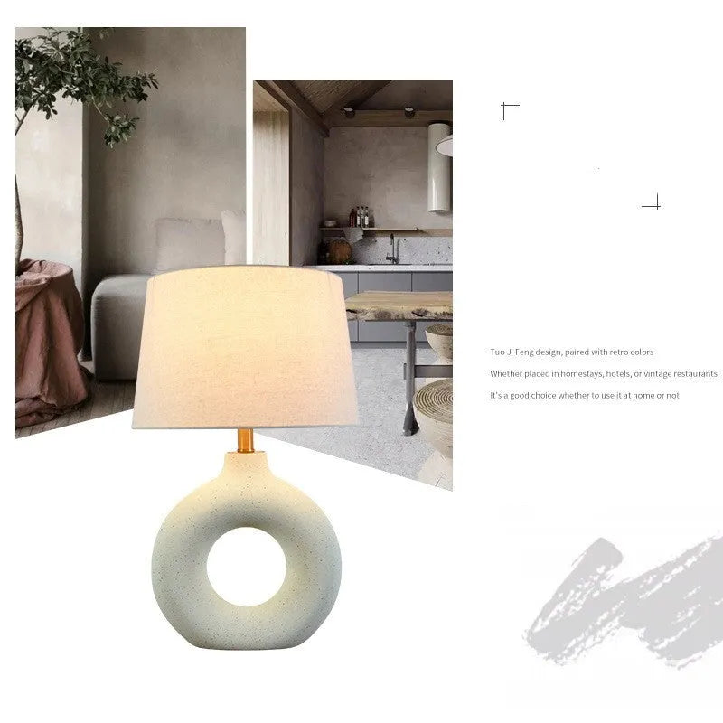 Ceramic Feng pottery Japanese style table lamp in small white finish