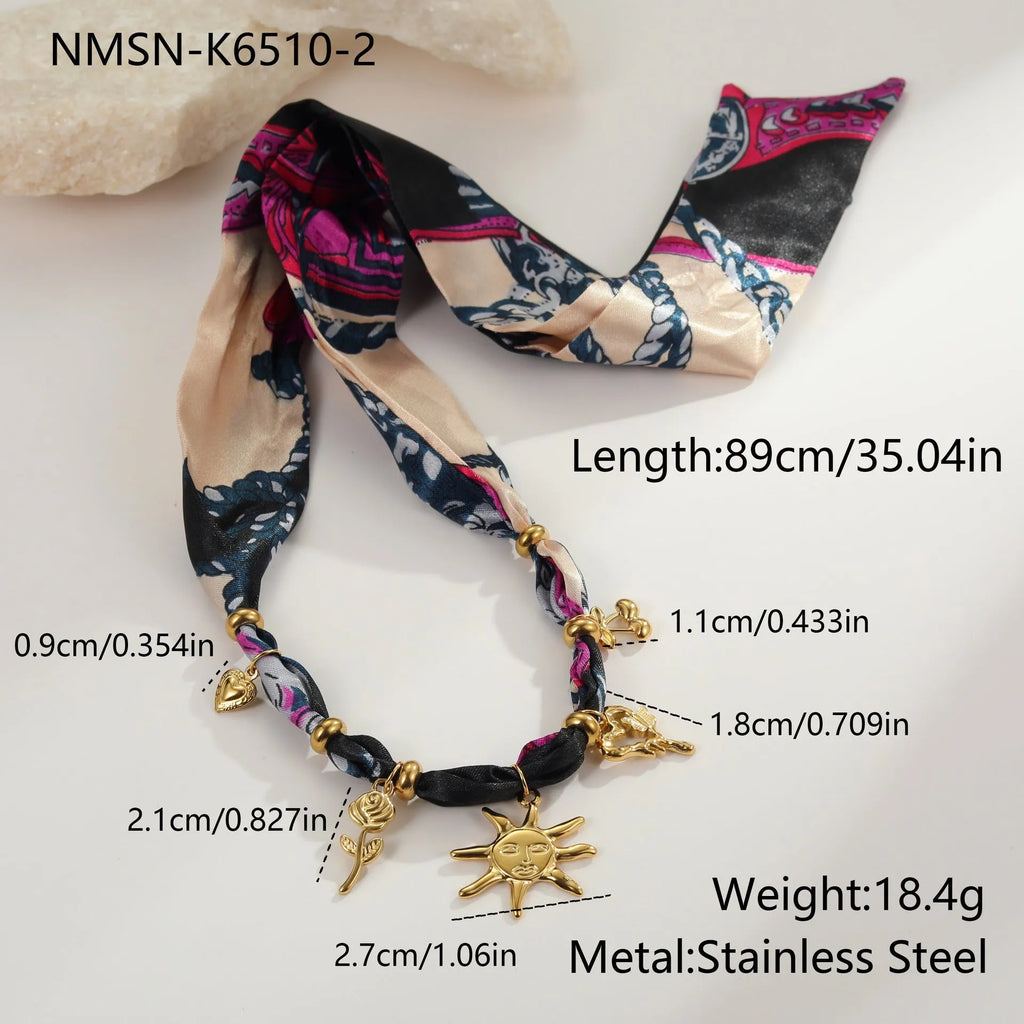 Geometric sun pendant necklace or bracelet in stainless steel with 18K electroplating for autumn winter fashion