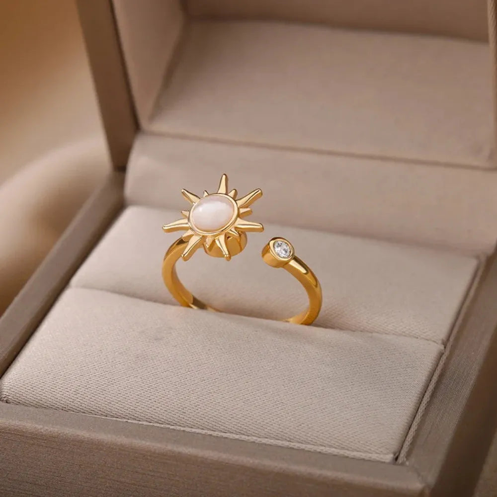 Simple geometric copper decompression ring with adjustable opening in gold colour.