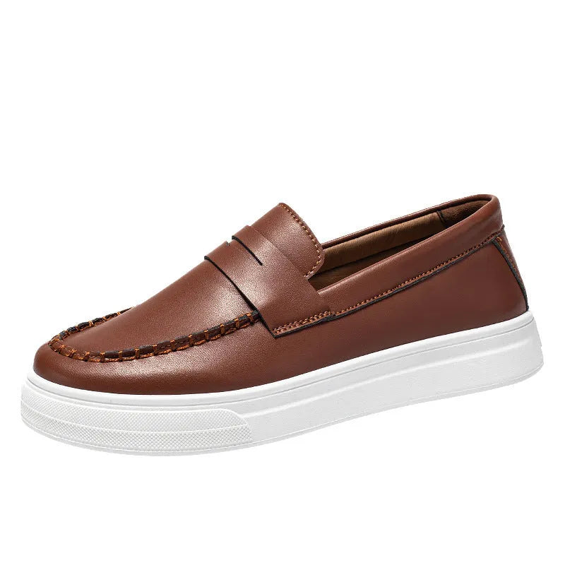 Men's British style casual leather-look shoes with round toe in white, black and white, and khaki colours