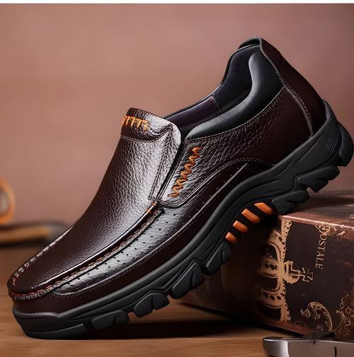 Black cowhide leather slip-on business casual shoes with a rubber sole