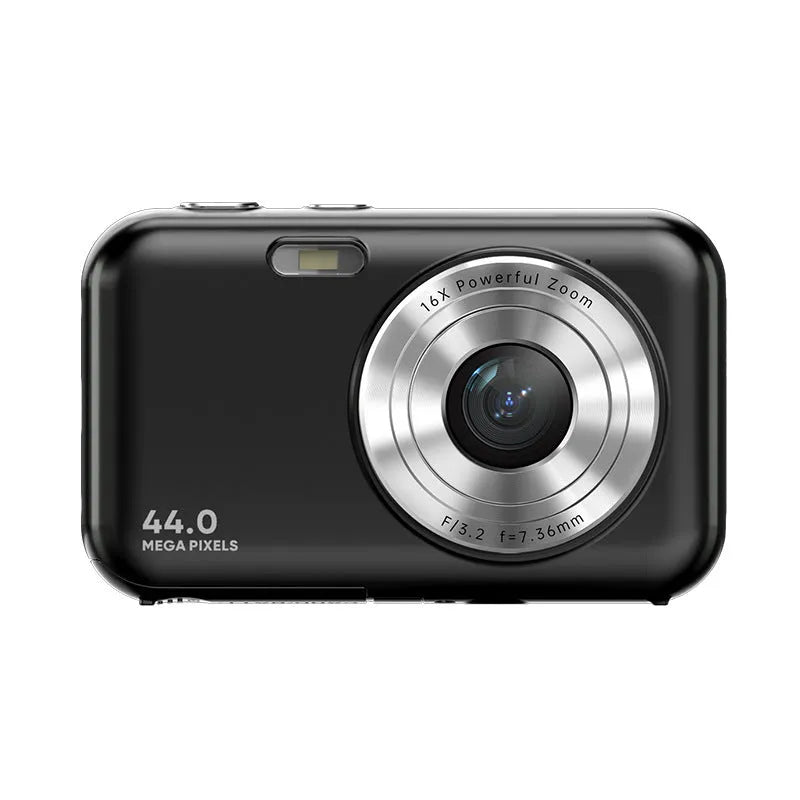 Children's digital camera with 2.4-inch screen in black, green, pink or purple colours