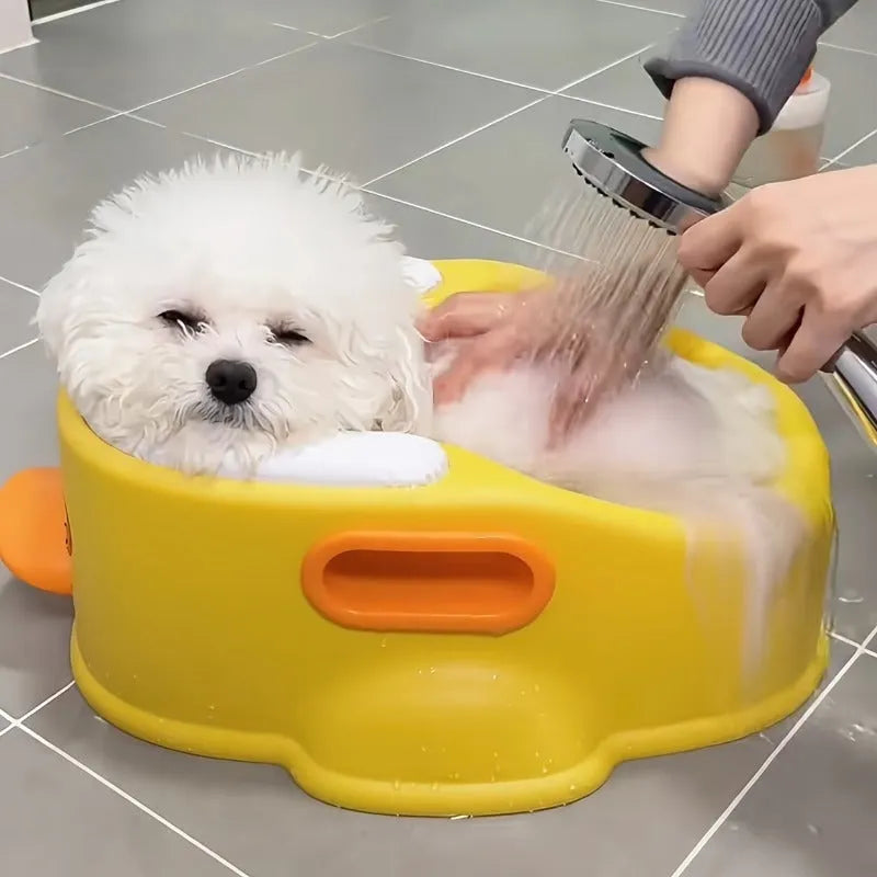 Duck-shaped PVC bath tub for washing small dogs and cats in blue colour