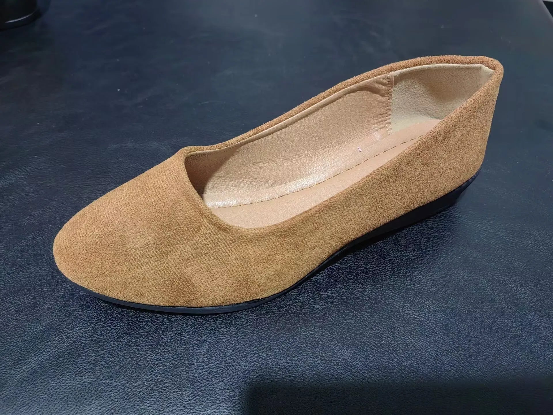 Women's pointed toe wedge pumps with shallow mouth design in suede upper and rubber sole