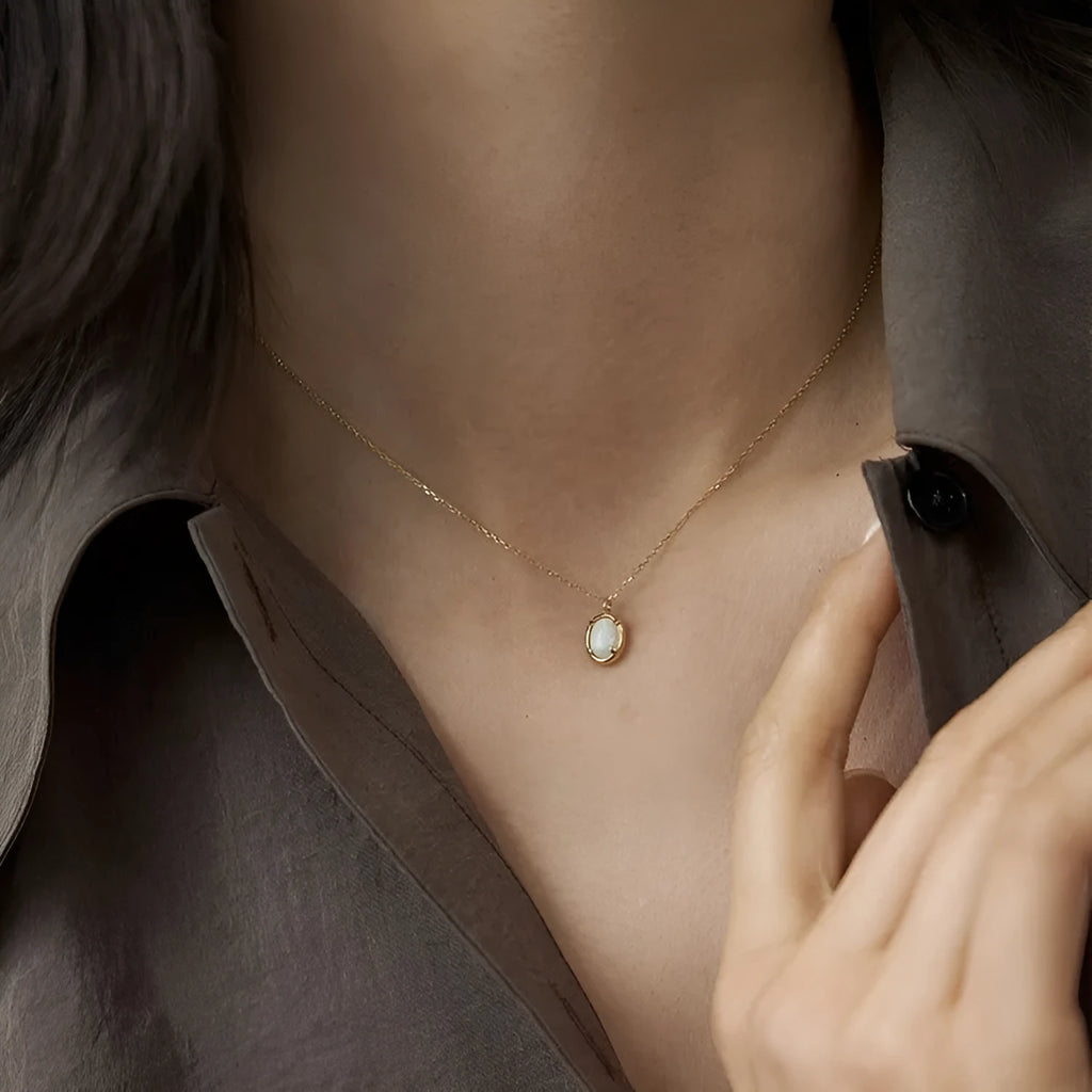 S925 silver geometric pendant necklace with round and oval elements in gold or white gold colour