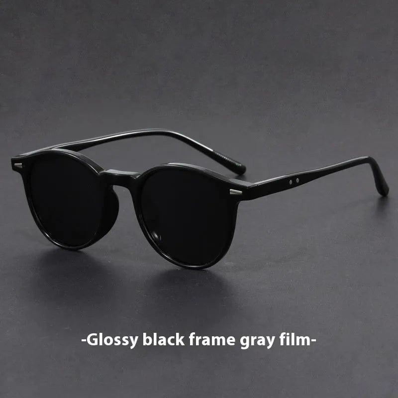 Retro round frame sunglasses with UV400 polarised lenses in five colour options