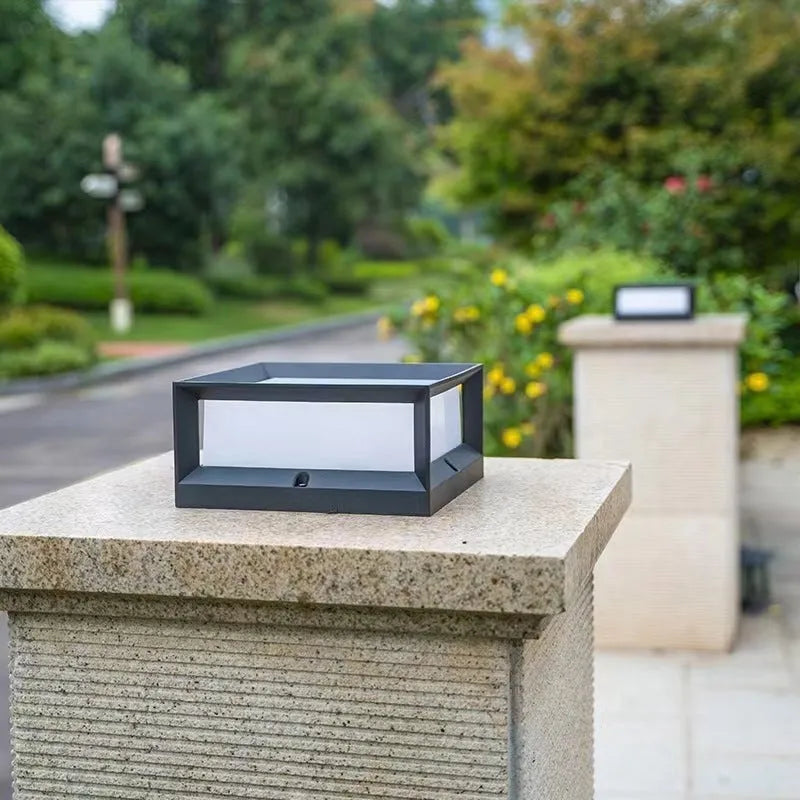 Solar powered aluminium LED outdoor pillar light for garden pathways
