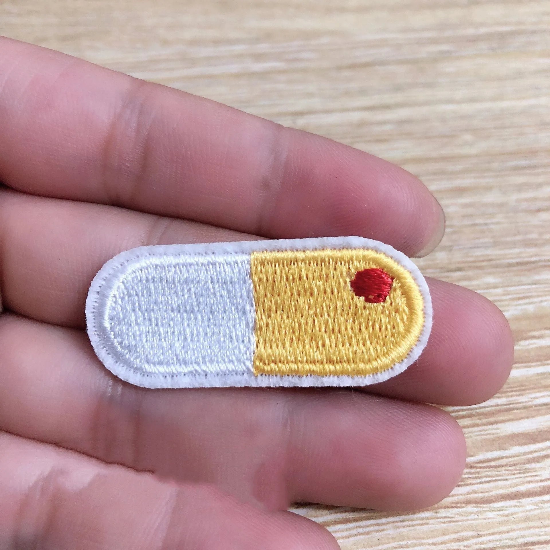 A pack of 10 embroidered cloth patches featuring a detailed computer design motif.