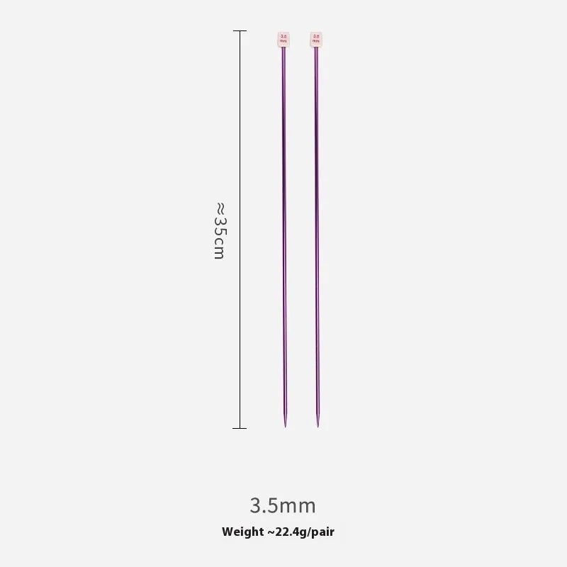 Set of lengthened crochet hooks with protective caps in sizes from 2.0mm to 10.0mm.