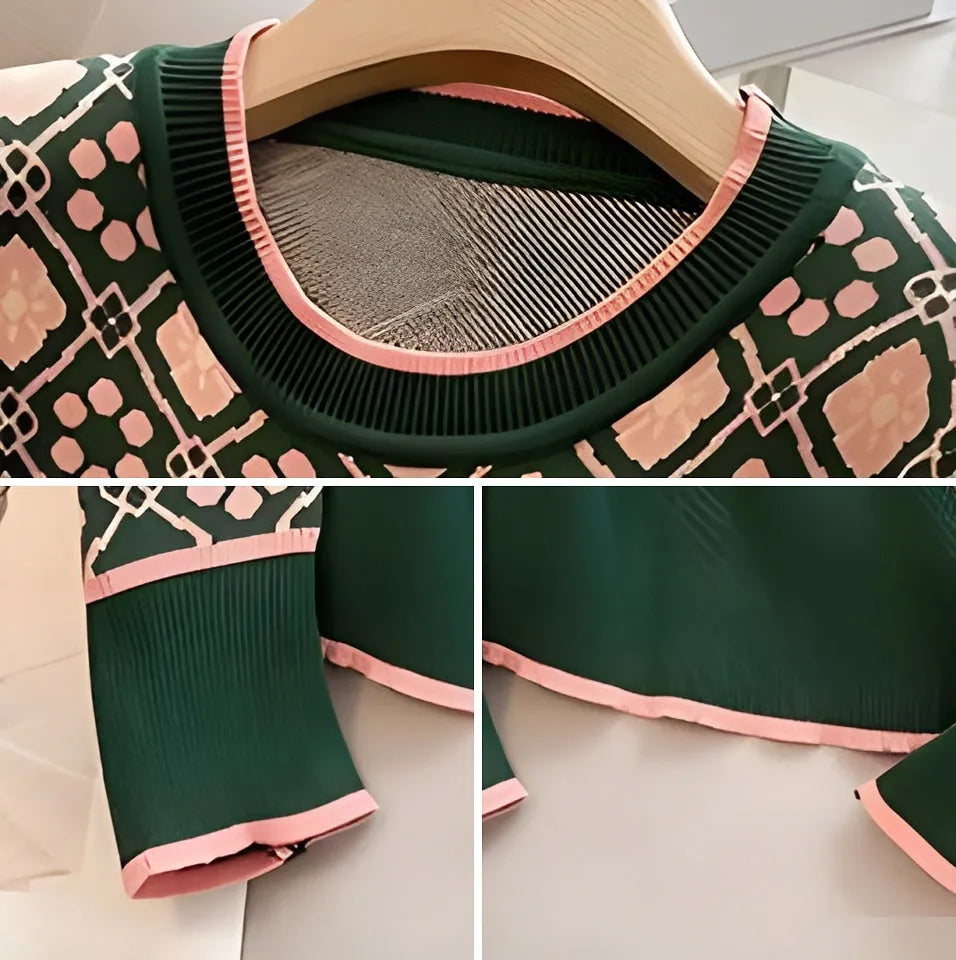 Green printed women's sweater with loose fit and regular sleeves