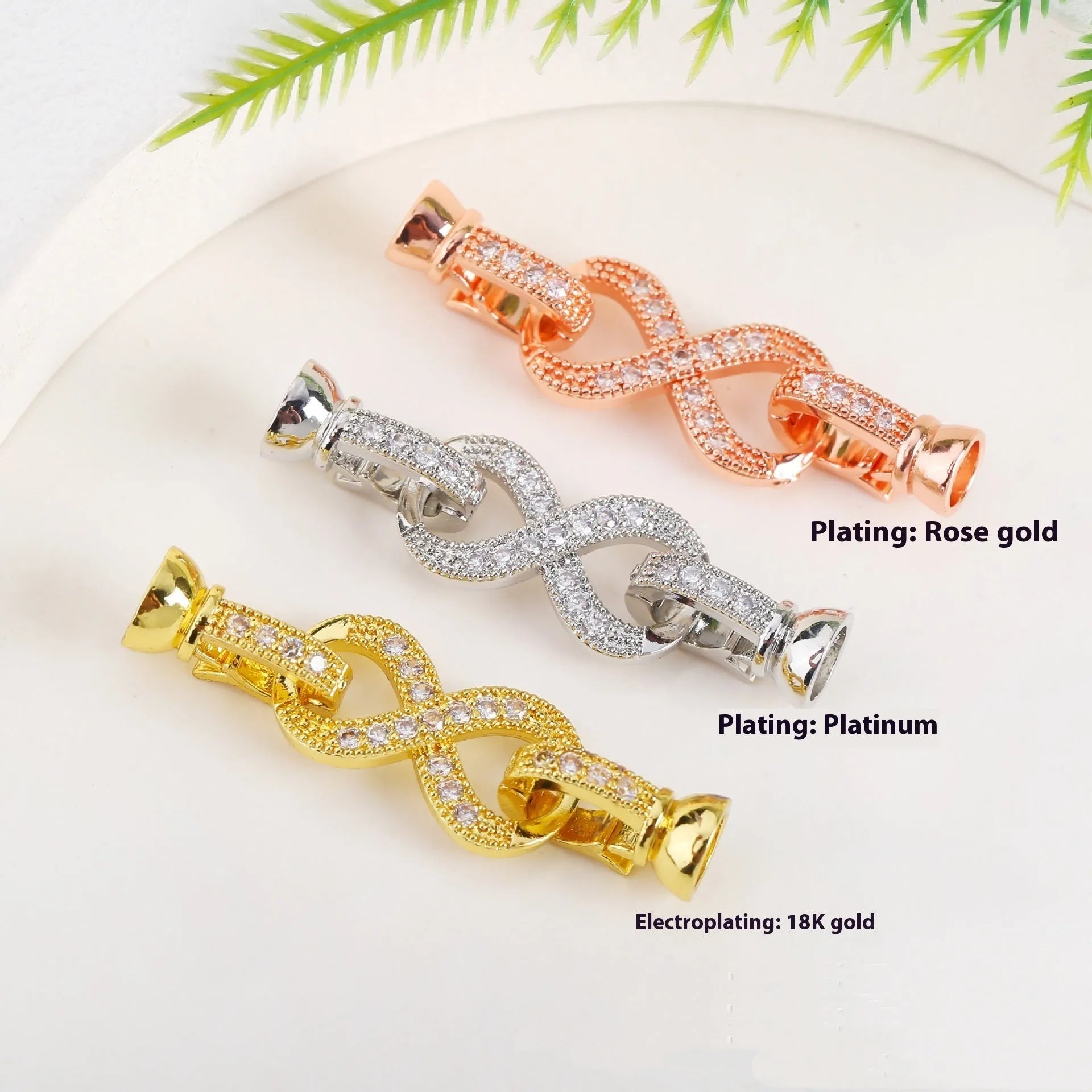 Small gold plated jewellery clasp for DIY necklace and bracelet making
