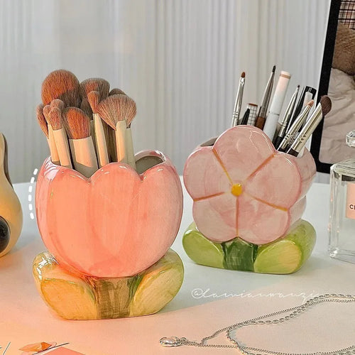 Ceramic flower pen holder storage box with floral design for desktop organisation