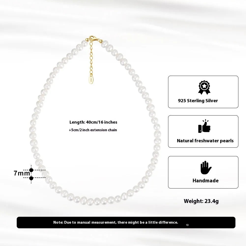 Women's adjustable freshwater pearl necklace in sterling silver with simple design