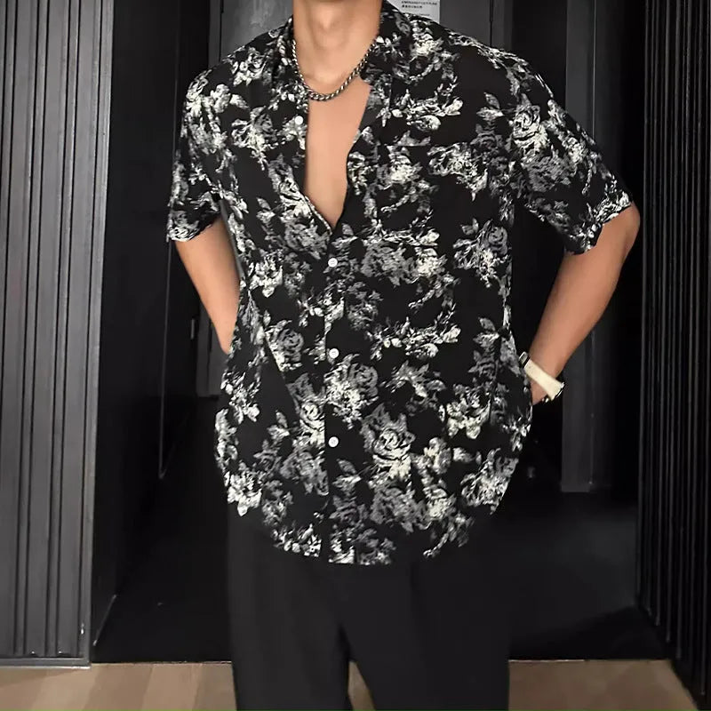 Loose casual floral printed short sleeve shirt in black or white colours