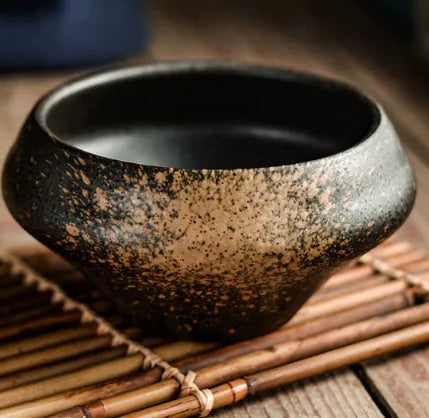 Porcelain Japanese soup bowl in stone conch shape with underglaze finish