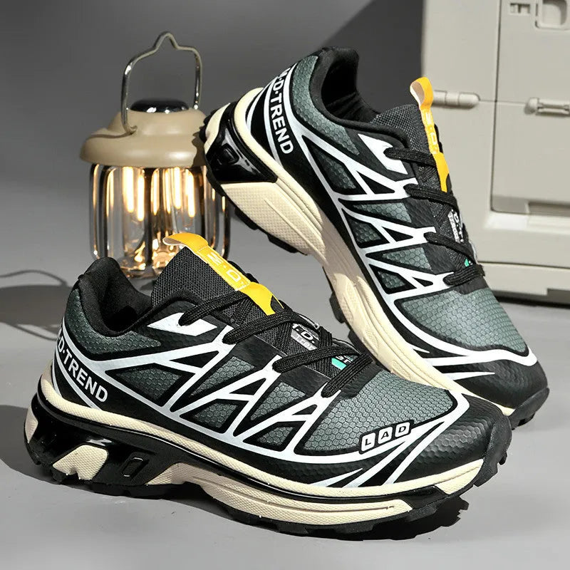 Men's and women's low-top artificial leather hiking shoes in khaki with lace-up front and flat rubber sole
