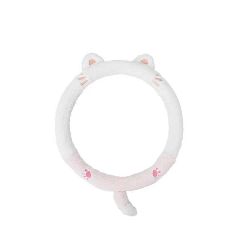 Plush winter steering wheel cover with embroidered animal design fits 38cm diameter