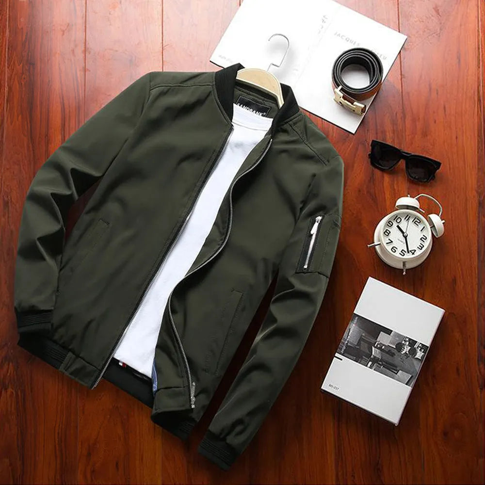 Men's slim fit casual baseball jacket with side zippered pockets in solid colour