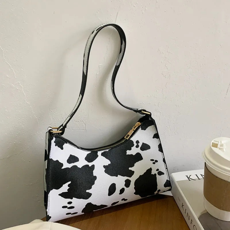 Korean style small square women's shoulder bag in PU material with multiple colour options