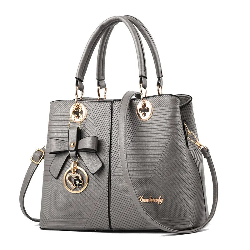 Retro fashion handbag with zip closure and one-shoulder strap in various colours
