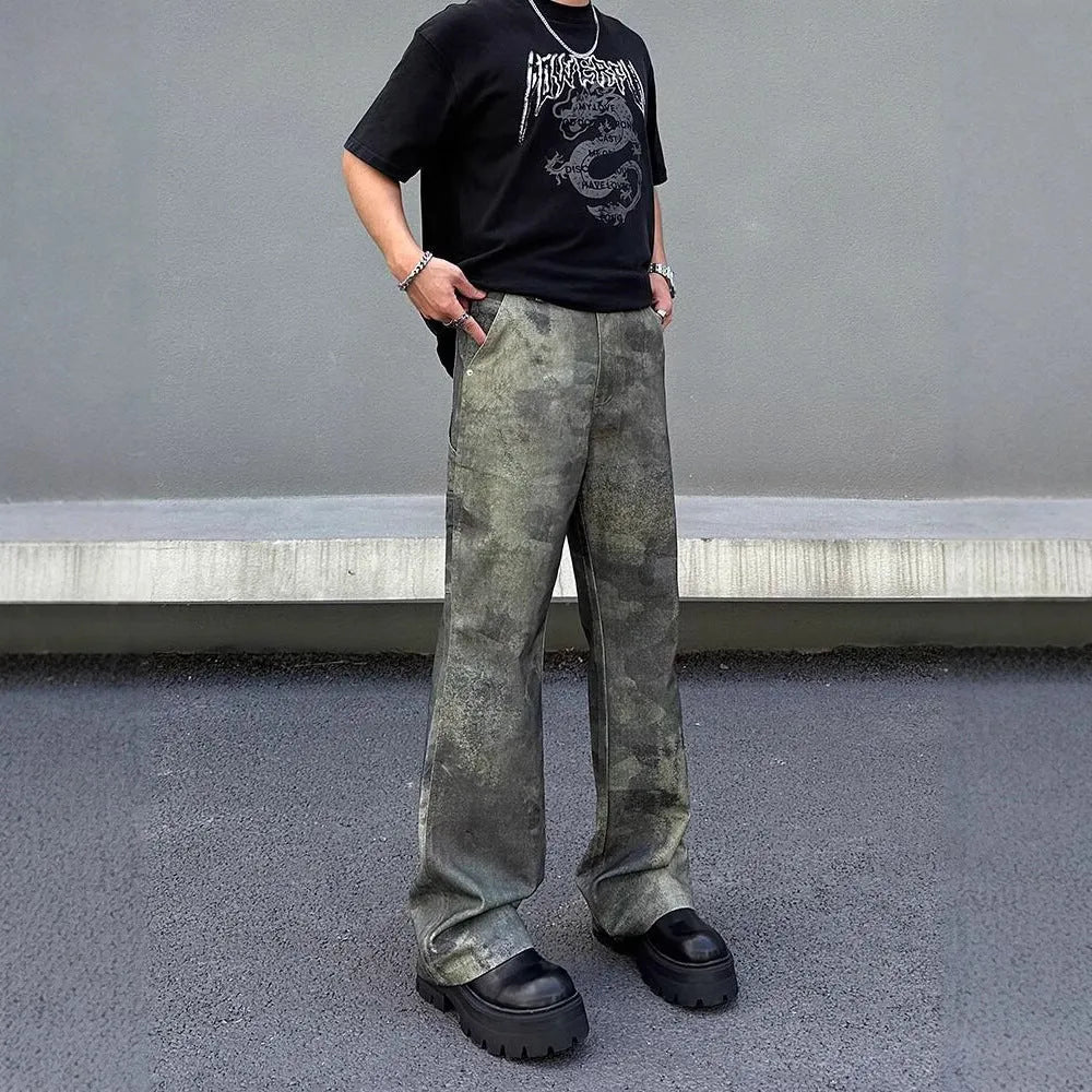 Men's retro digital camouflage jeans in straight cut denim trousers with cotton composition