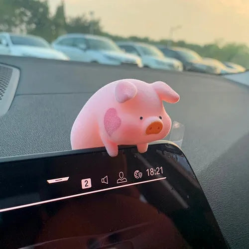 Small cartoon pig resin figurine car dashboard ornament