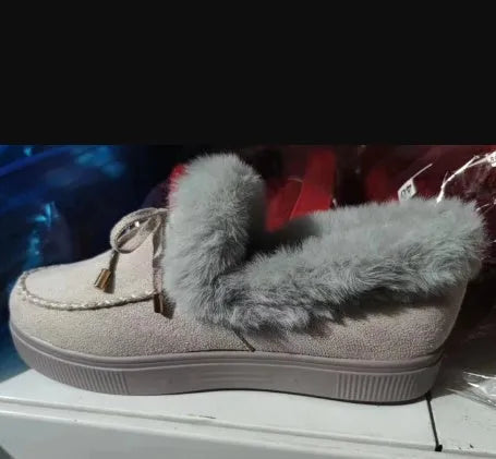 Women's round-toe cotton slippers with velvet lining and a thick rubber sole in multiple colours.