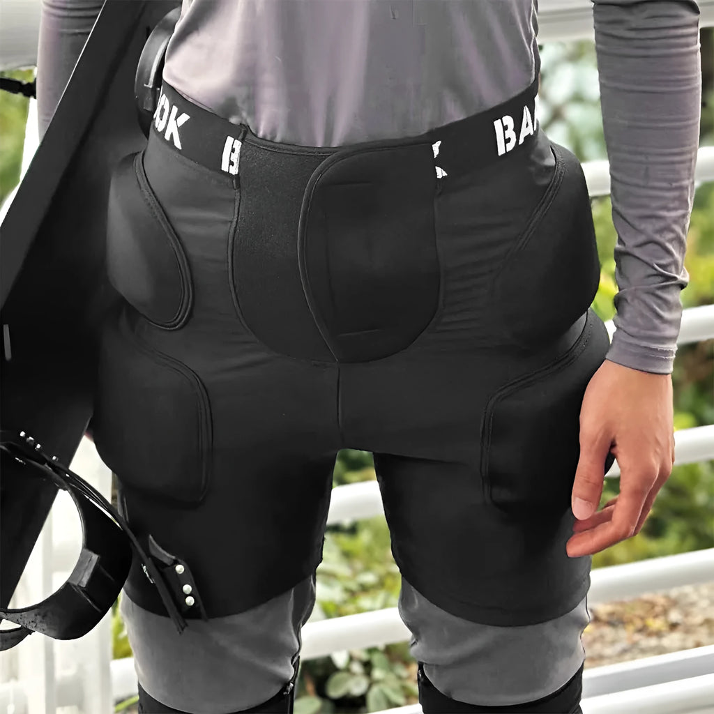 Black adult hip protection pad for skating and skiing, made from spandex and NBR foam.