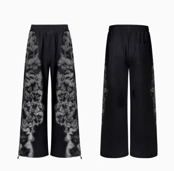 Loose trousers set with printed hoodie and seven-inch pants in street trendy design