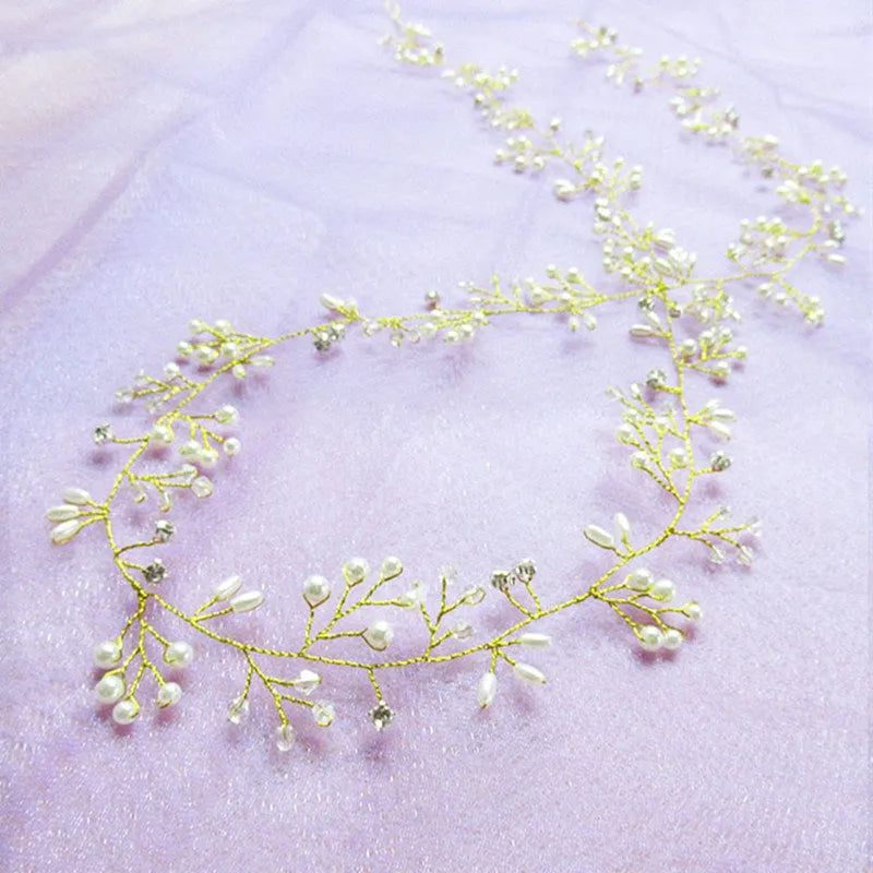 Wedding hair band with crystal and pearl decorative elements in gold, silver and rose gold colour options