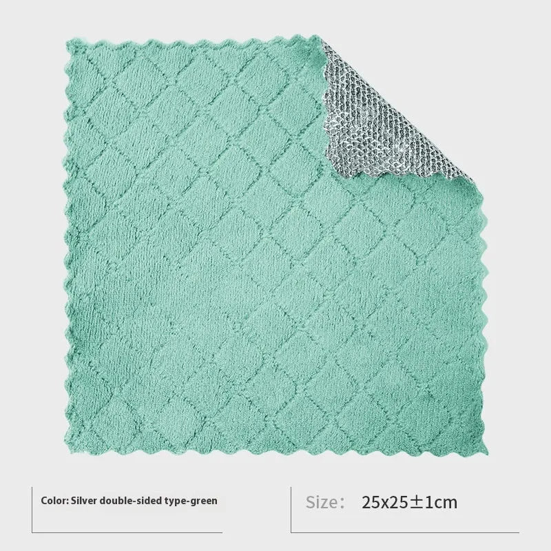 Silver wire and coloured microfiber cleaning cloths in 20x20cm and 25x25cm sizes laid flat.