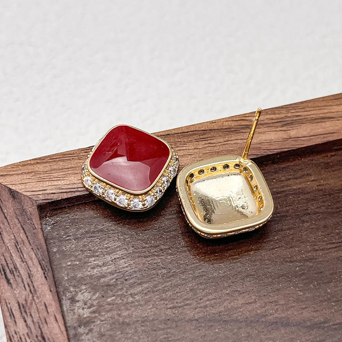 Retro red square geometric alloy earrings with inlaid design and sweet-cool style