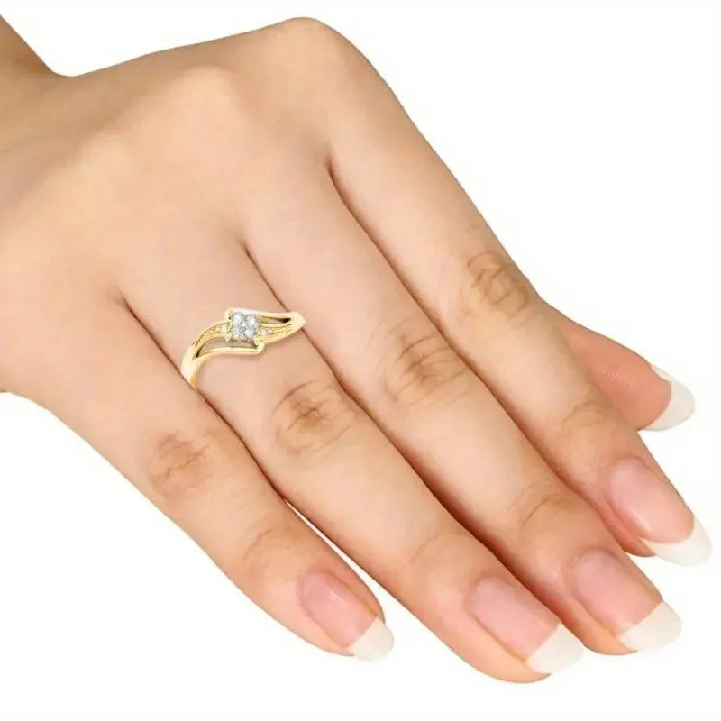 Yellow gold copper diamond ring with geometric quadrangle design and micro zircon inlay