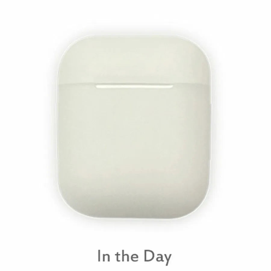 Silicone protective case for AirPods with flip design and luminous glow-in-the-dark solid colour finish