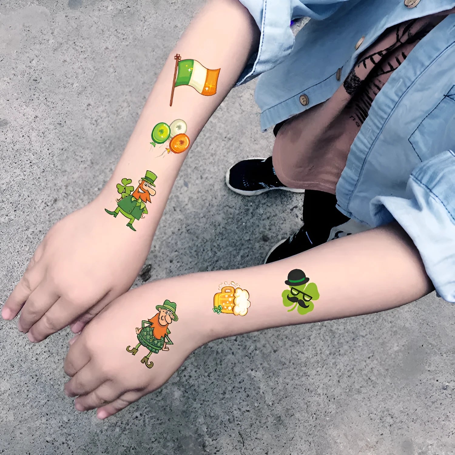 St Patrick's Day shamrock temporary tattoo sticker measuring 120 × 75mm on paper backing