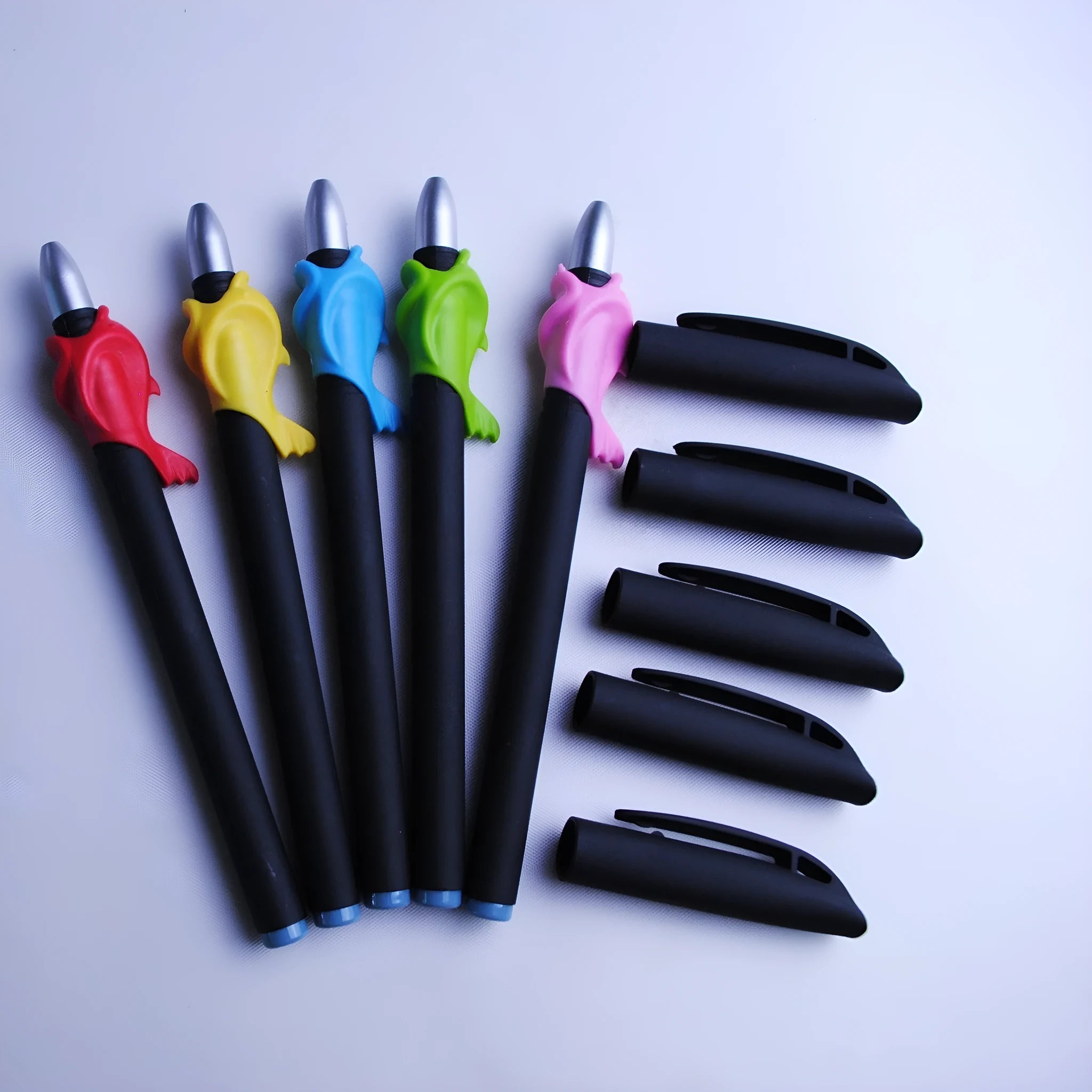 Blue automatic fading pen set with 0.5mm tip, plastic body, and eight refill cores.