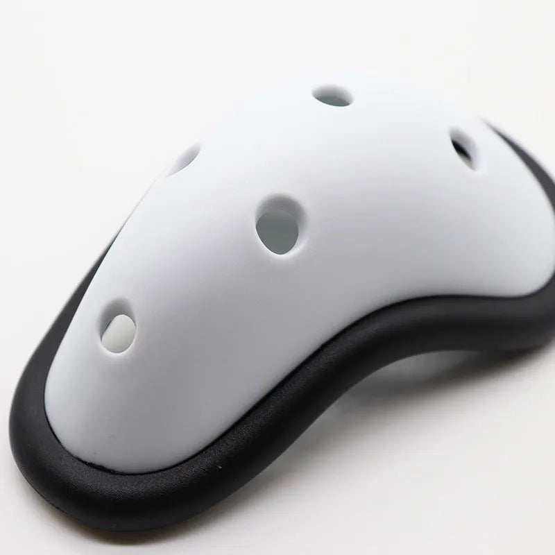 Soft rubber genital protector for Sanda, rugby, hockey, and boxing sports.